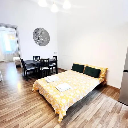 アパート Tirso 9 - Con Posto Auto ミラノ